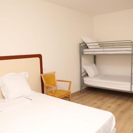 Hotel Le Privilege La Courneuve Luaran gambar