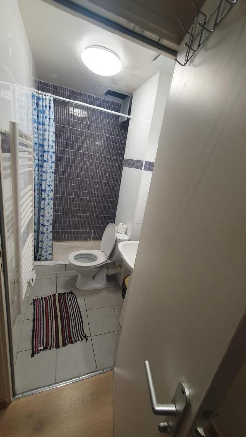 Hotel Le Privilege La Courneuve Luaran gambar