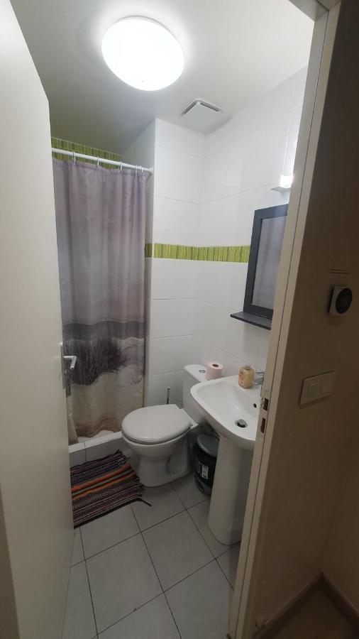 Hotel Le Privilege La Courneuve Luaran gambar