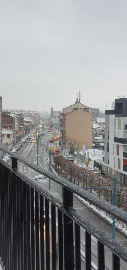 Hotel Le Privilege La Courneuve Luaran gambar